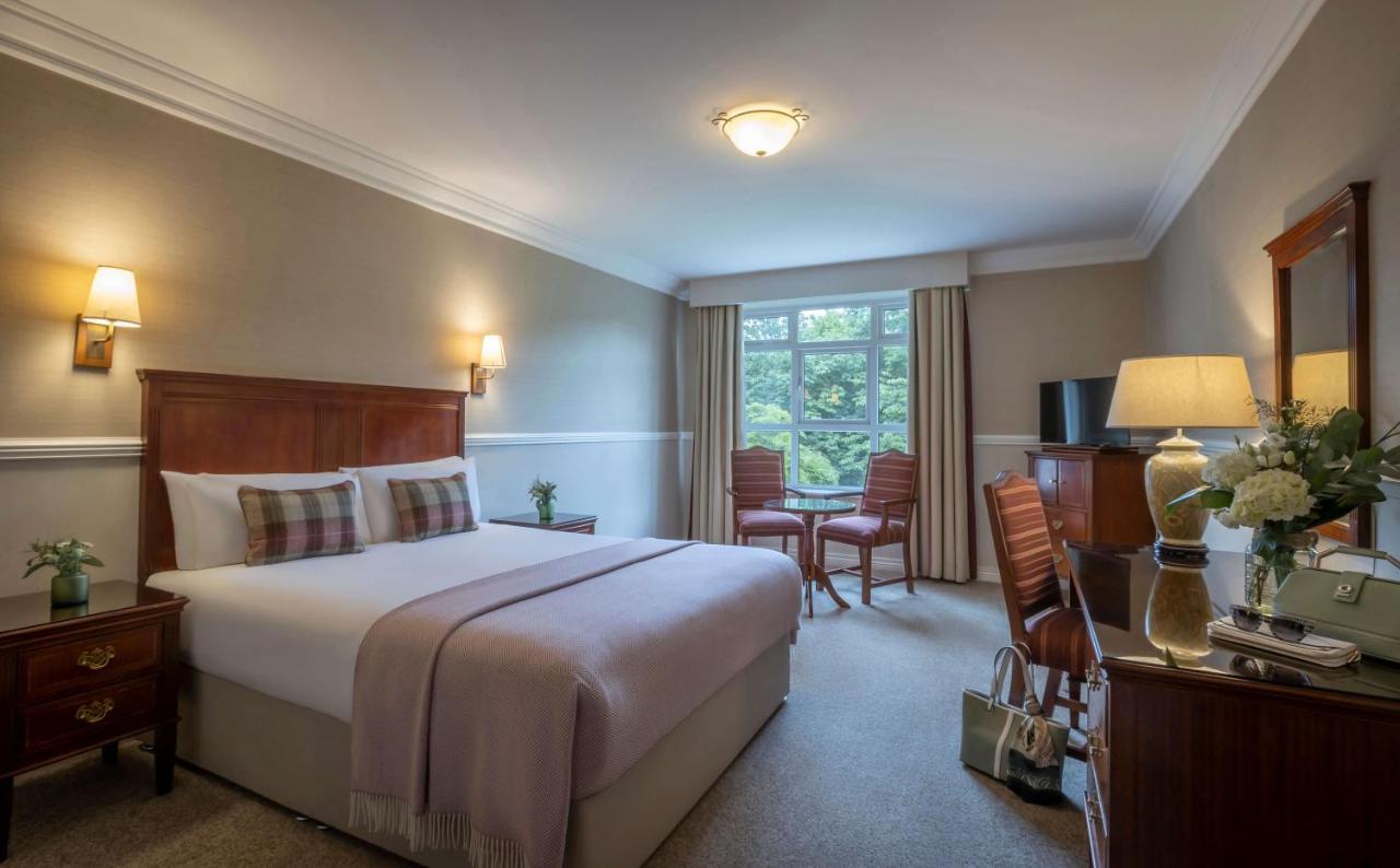 Court Yard Hotel Лейкслип Экстерьер фото